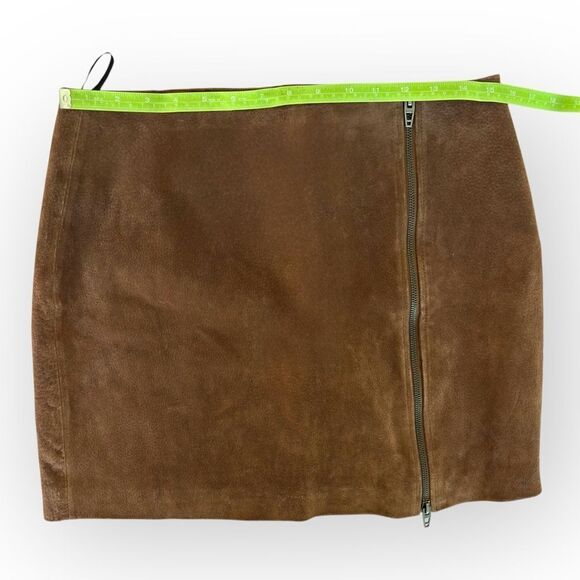 BLANKNYC Zip Suede Miniskirt In Caramel Macchiato Size 29 NEW - Picture 9 of 11